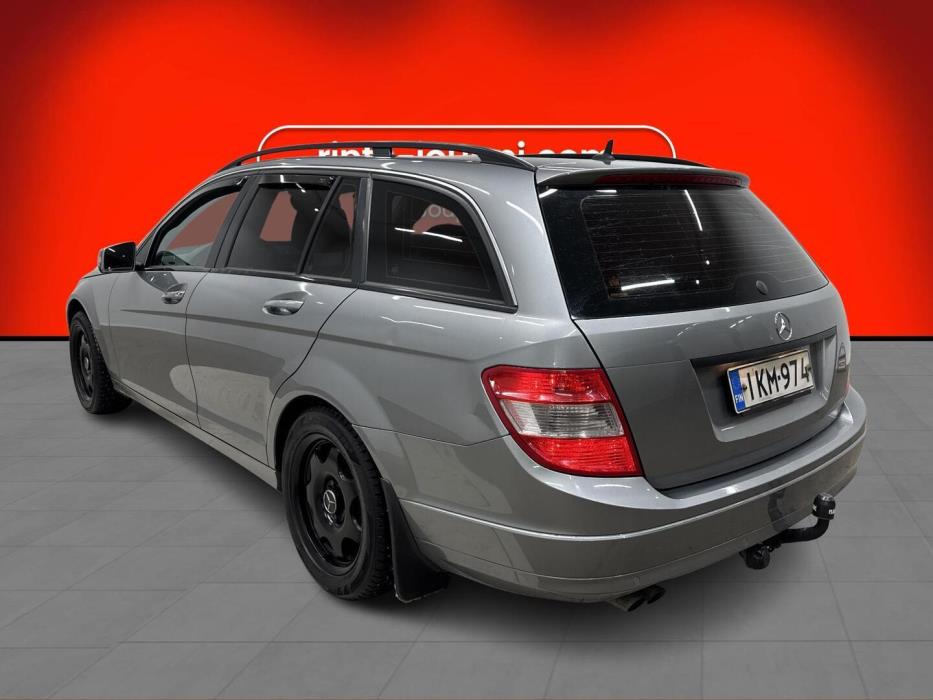 MERCEDES-BENZ C 2009