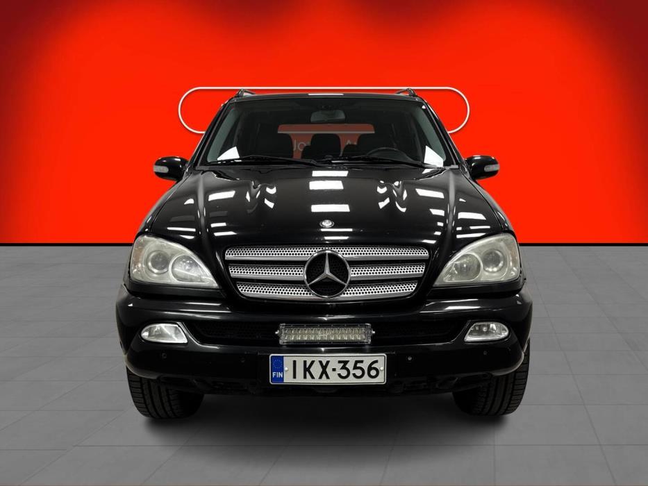 MERCEDES-BENZ ML 2005