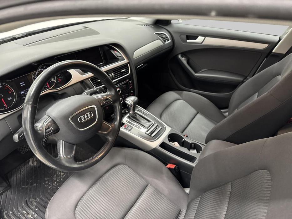 AUDI A4 2013