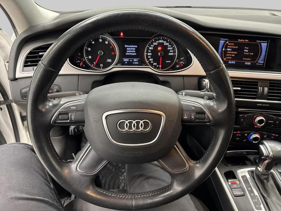 AUDI A4 2013