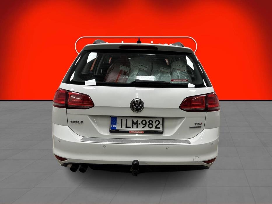 VOLKSWAGEN Golf 2014