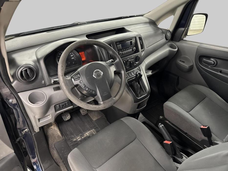 NISSAN NV200 2015