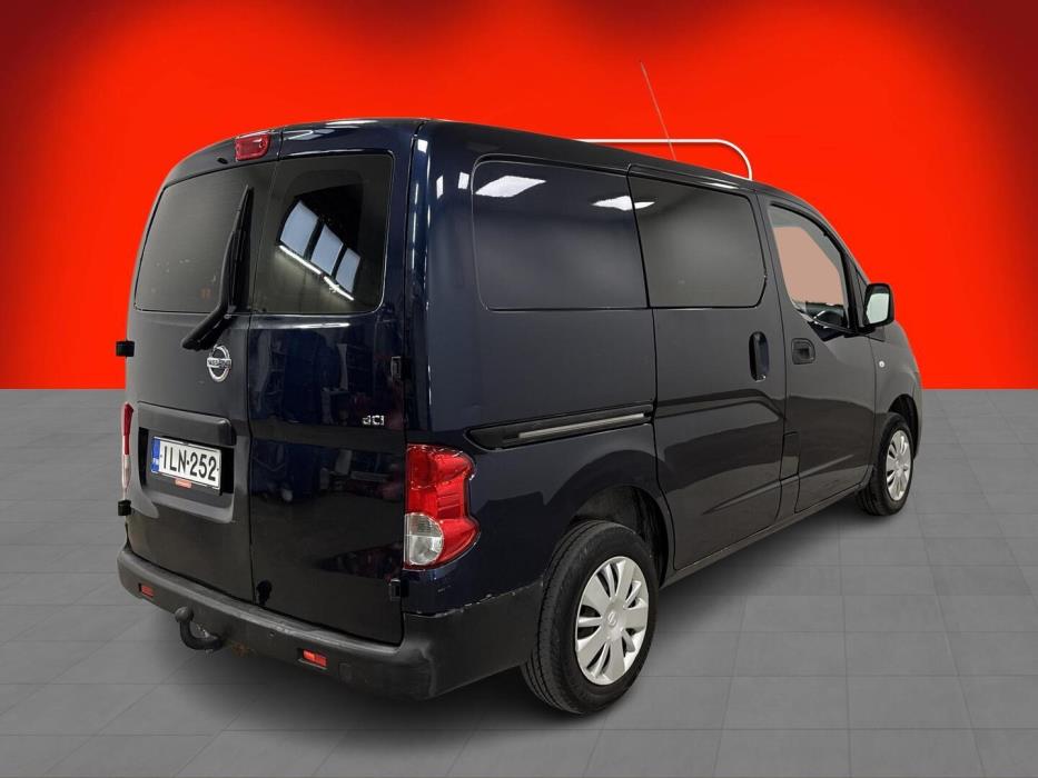 NISSAN NV200 2015