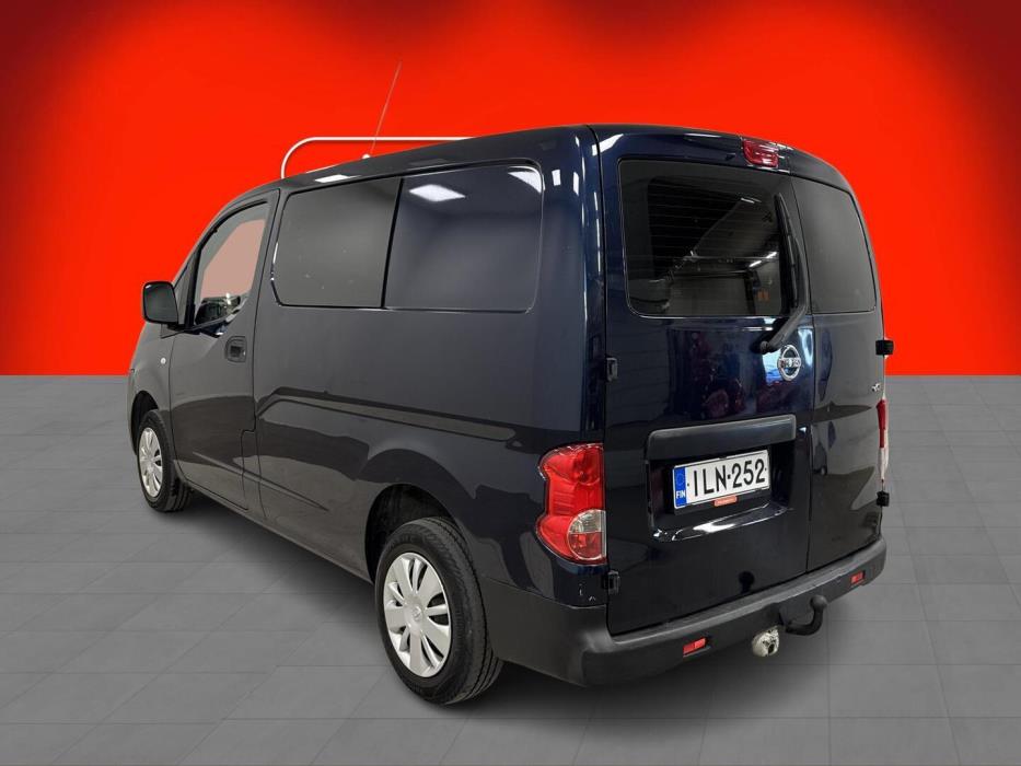 NISSAN NV200 2015