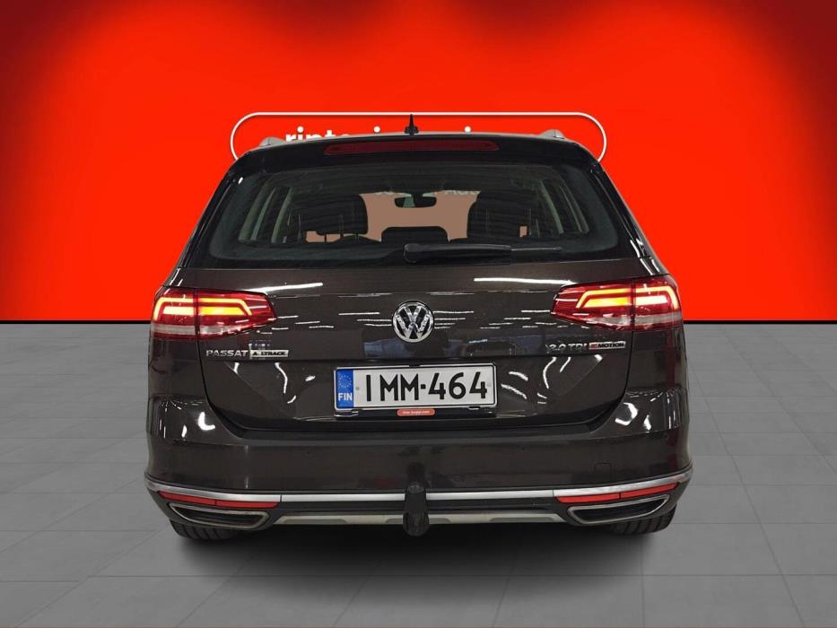 VOLKSWAGEN Passat 2016