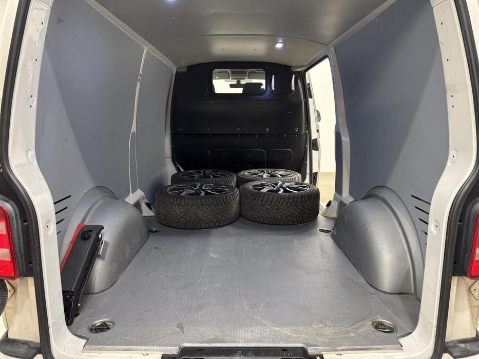 VOLKSWAGEN Transporter 2018