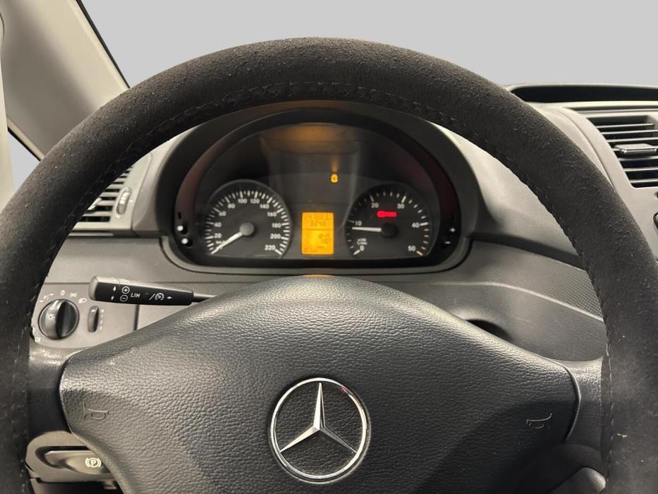 MERCEDES-BENZ Vito 2012