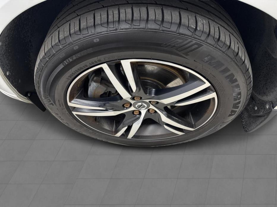 VOLVO XC60 2018