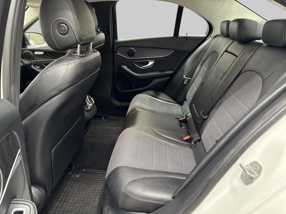 MERCEDES-BENZ C 2015