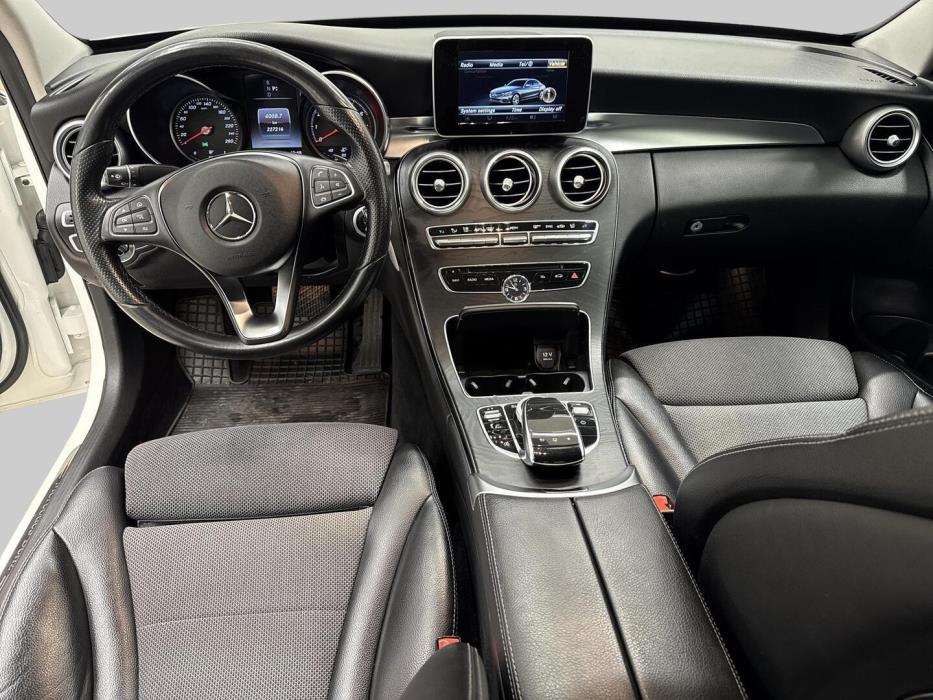 MERCEDES-BENZ C 2015