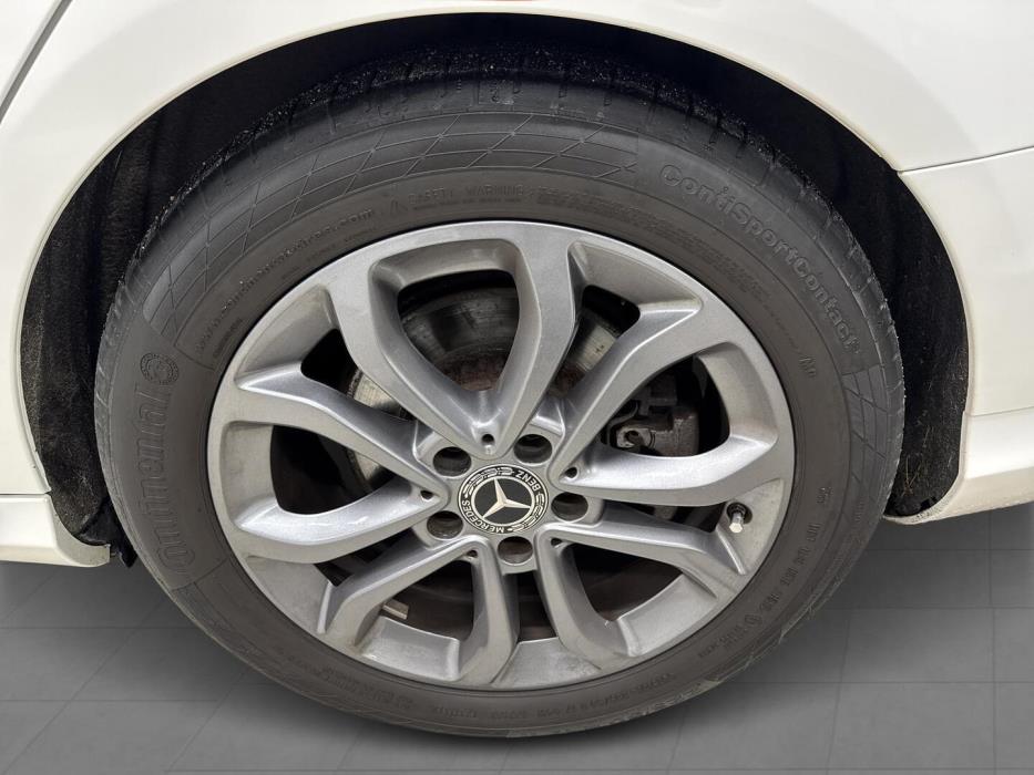 MERCEDES-BENZ C 2015