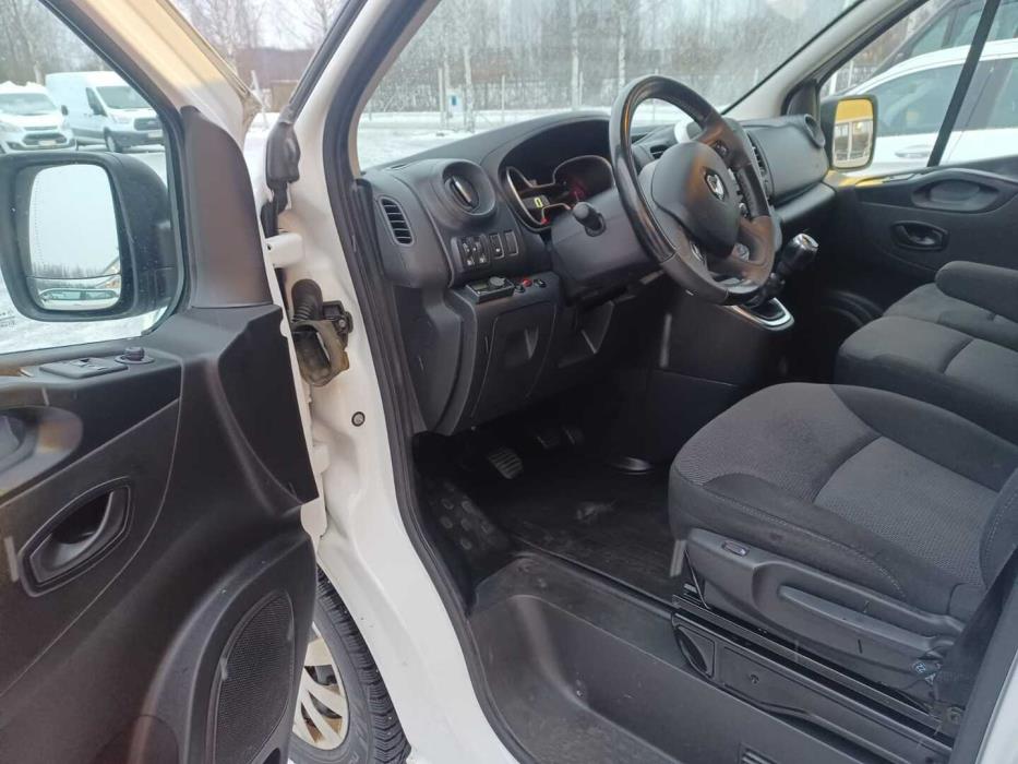 RENAULT Trafic 2021