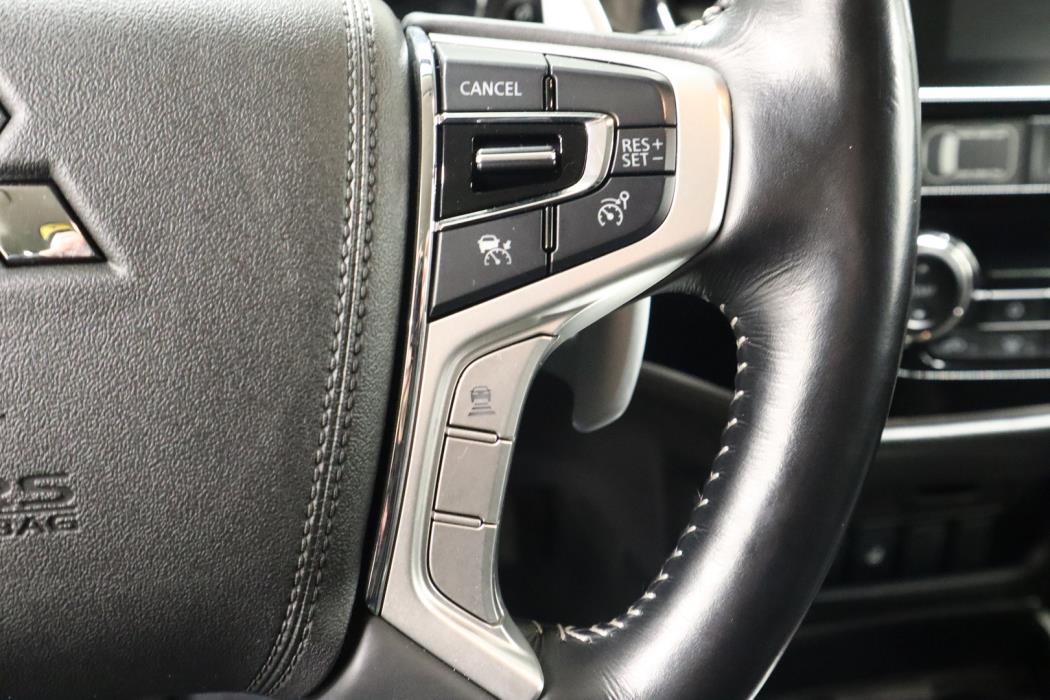 MITSUBISHI OUTLANDER PHEV 2018