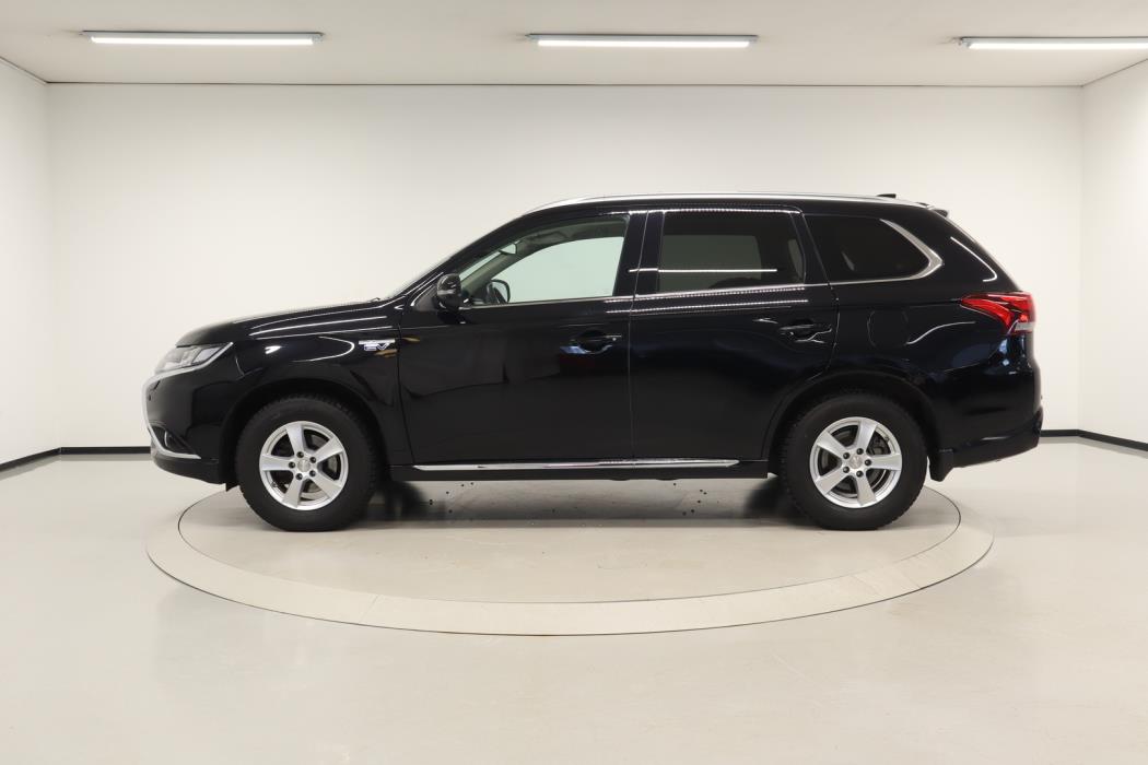 MITSUBISHI OUTLANDER PHEV 2018