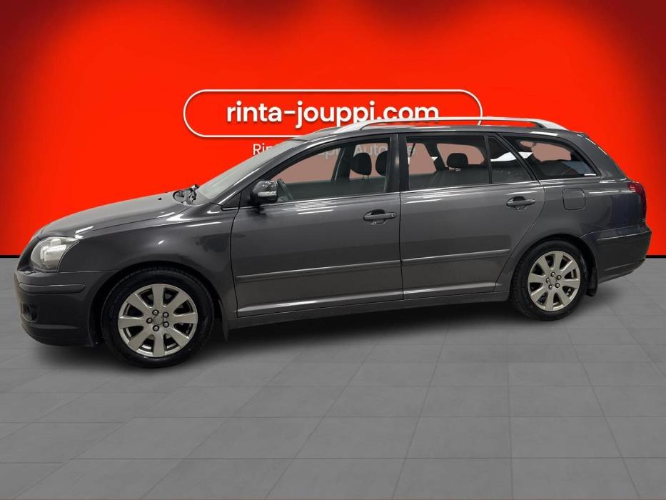 TOYOTA Avensis 2005