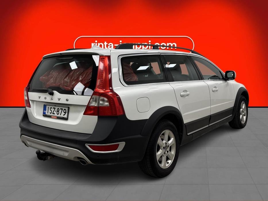 VOLVO XC70 2012