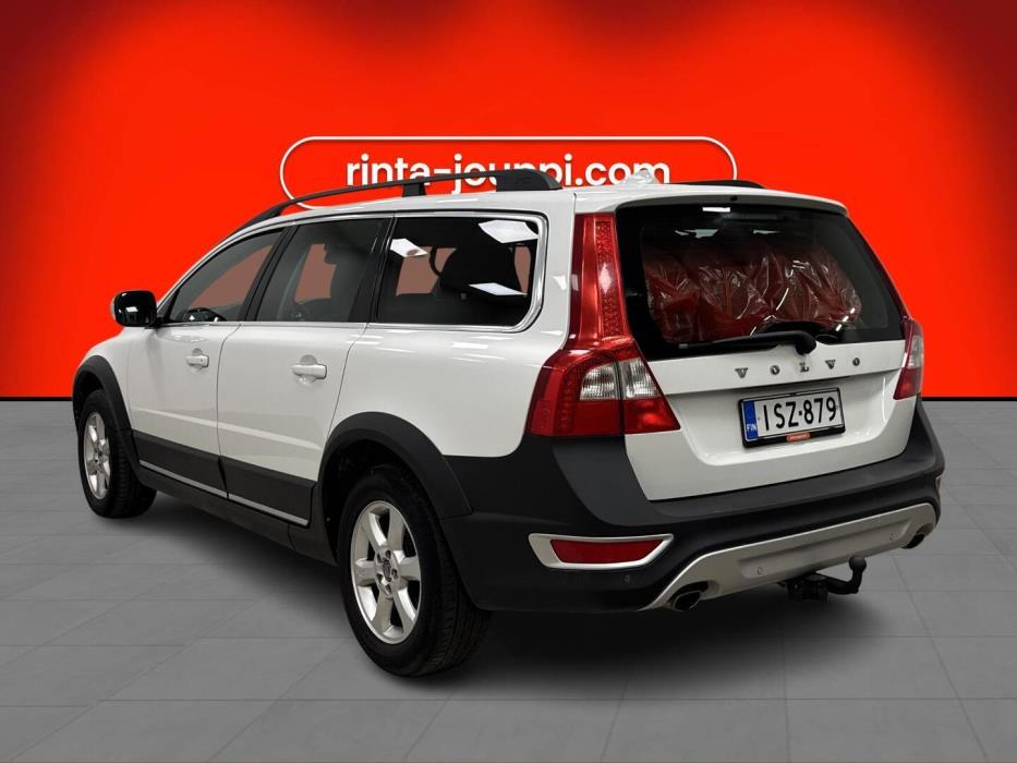 VOLVO XC70 2012