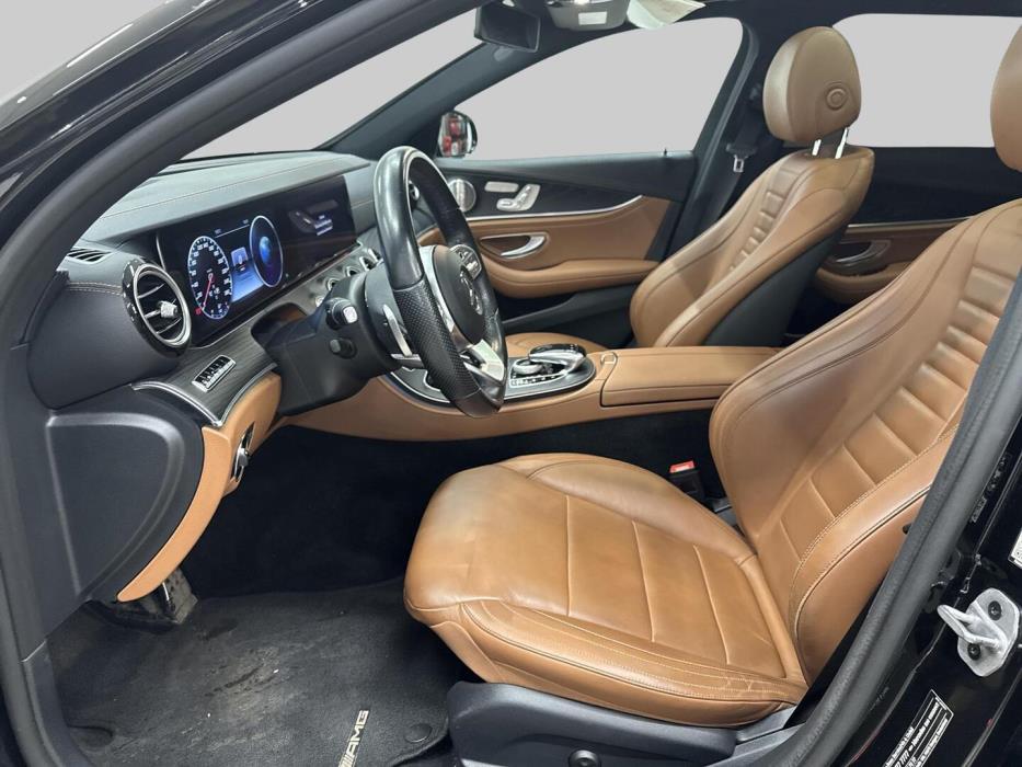 MERCEDES-BENZ E 2020