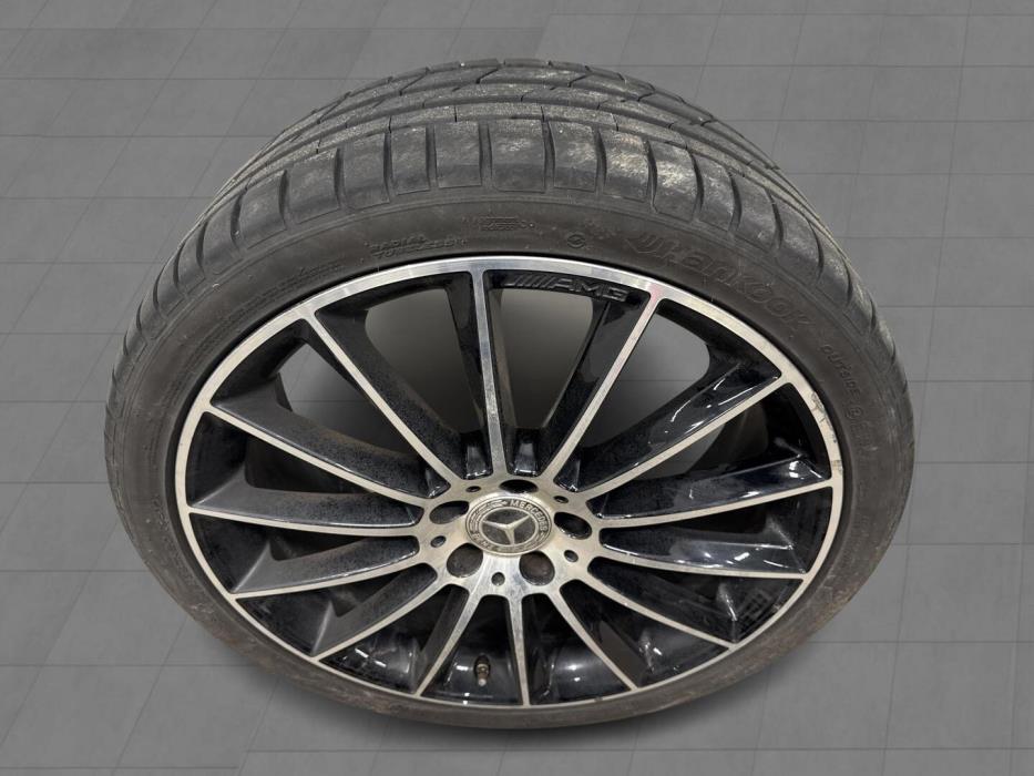 MERCEDES-BENZ E 2020