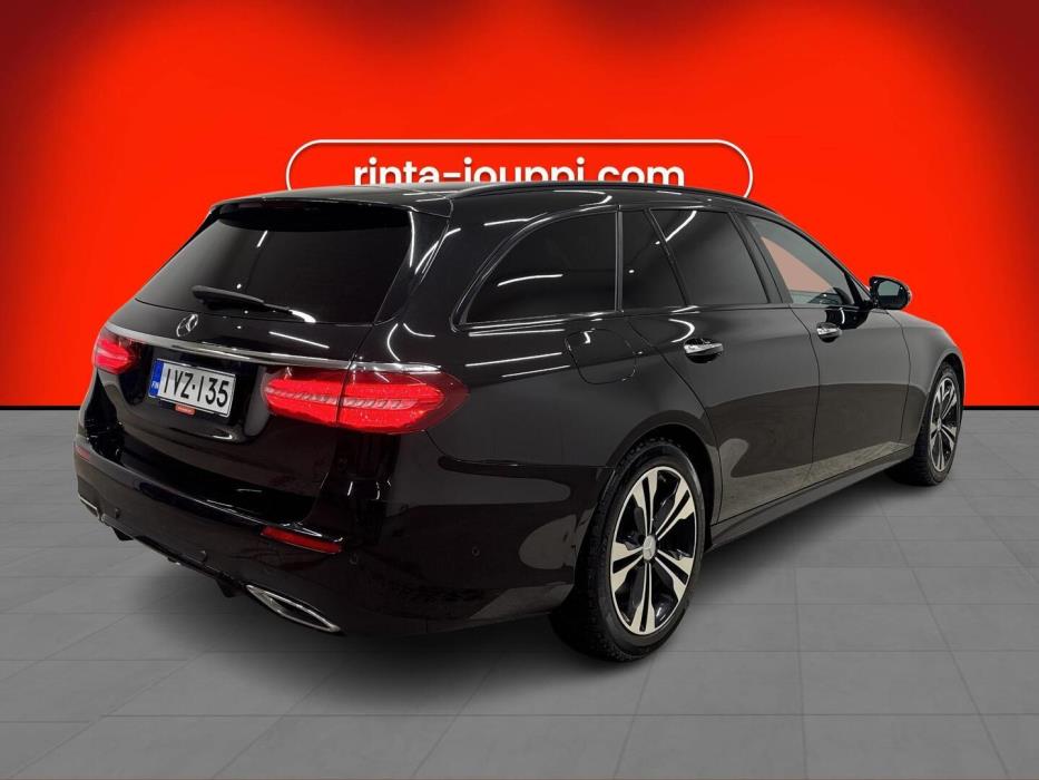 MERCEDES-BENZ E 2020