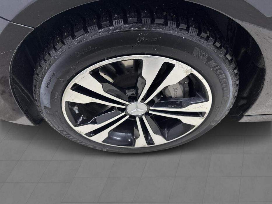 MERCEDES-BENZ E 2020