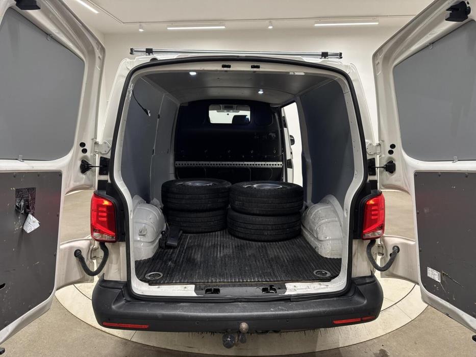 VOLKSWAGEN Transporter 2021