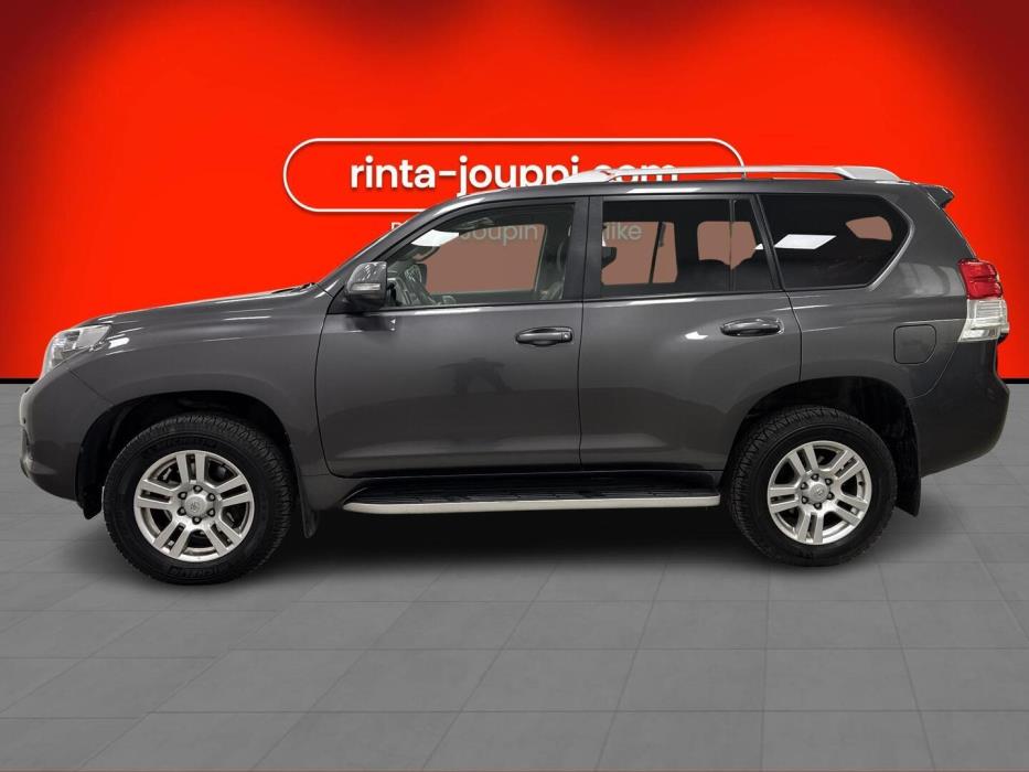 TOYOTA Land Cruiser 2013