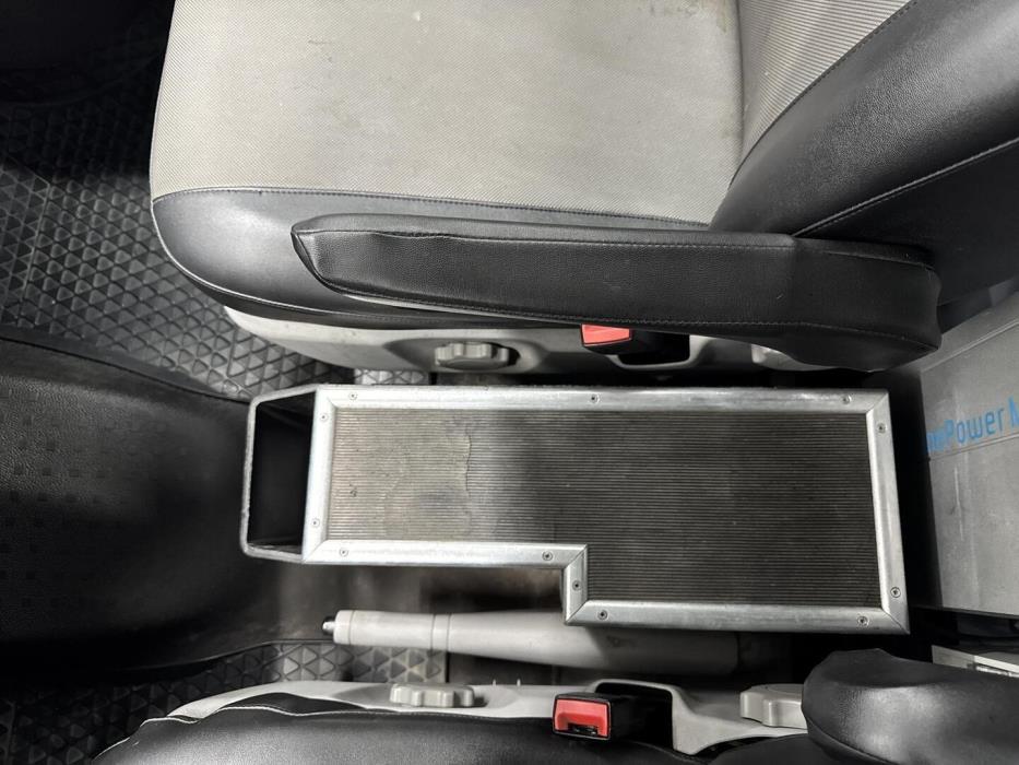 VOLKSWAGEN Transporter 2011