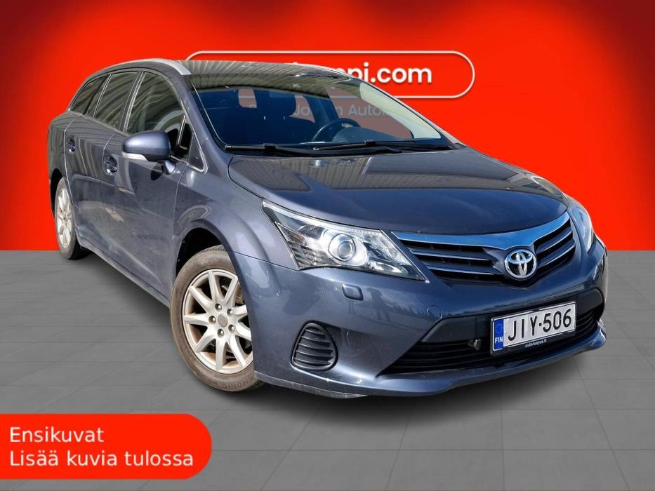 TOYOTA Avensis 2013