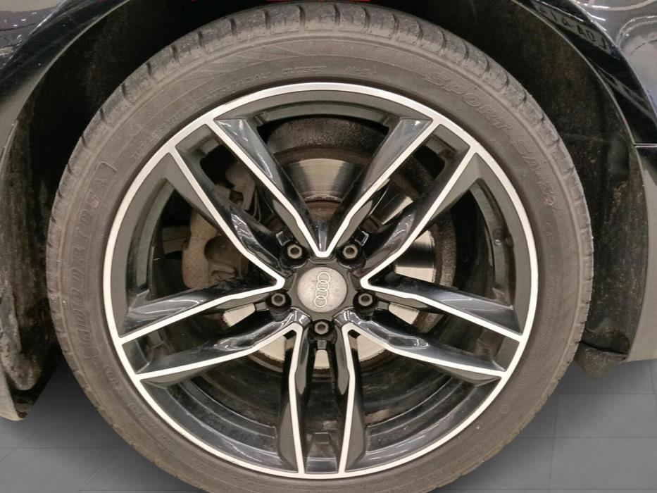 AUDI A4 2014