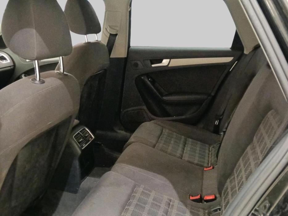 AUDI A4 2014