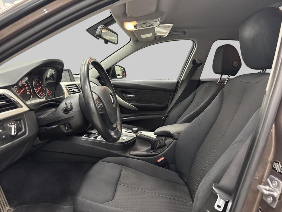 BMW 320 2014