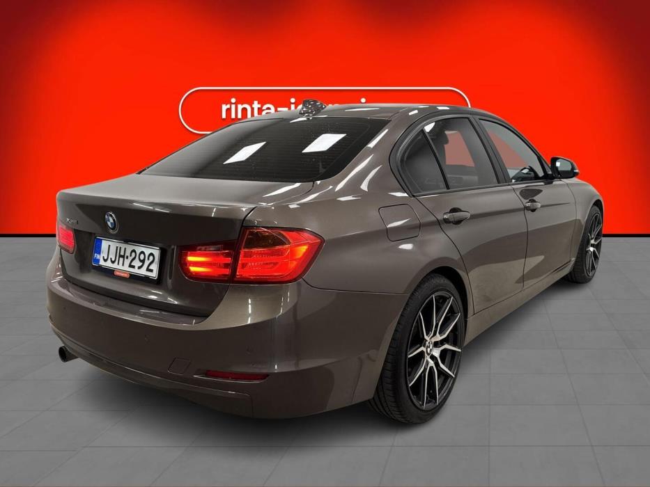 BMW 320 2014