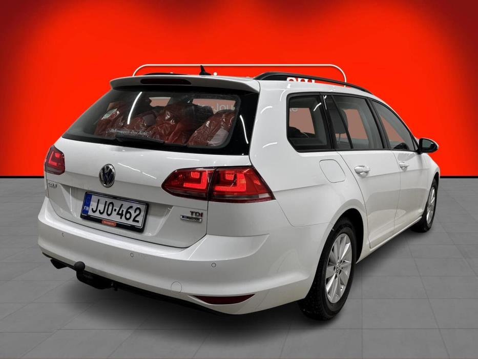 VOLKSWAGEN Golf 2015