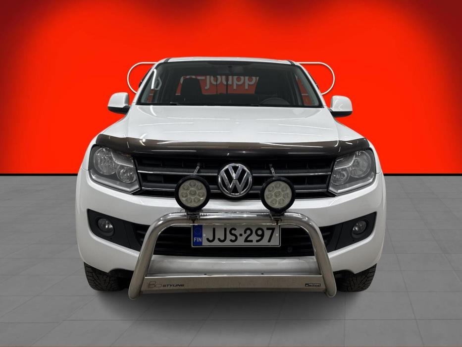 VOLKSWAGEN Amarok 2015