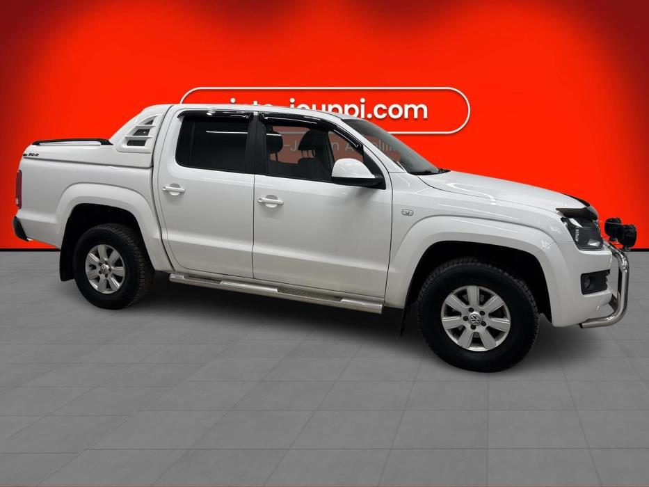 VOLKSWAGEN Amarok 2015