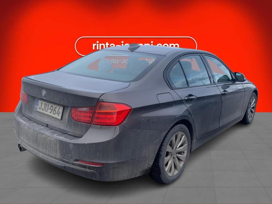 BMW 328 2015