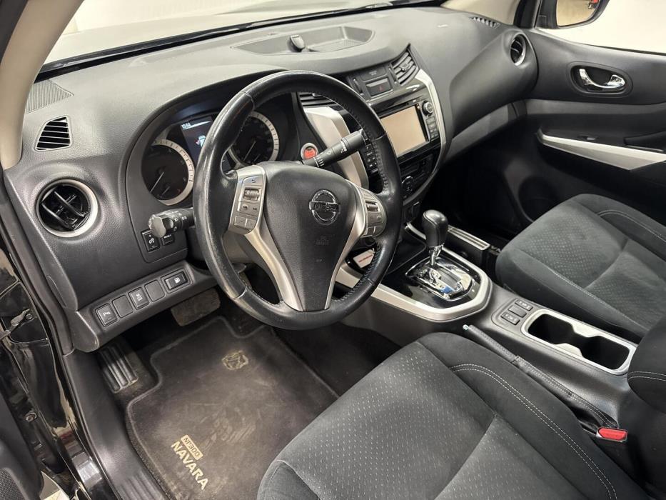 NISSAN Navara 2016