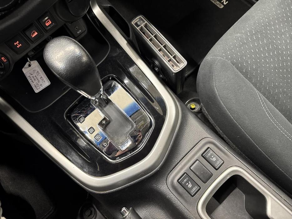 NISSAN Navara 2016