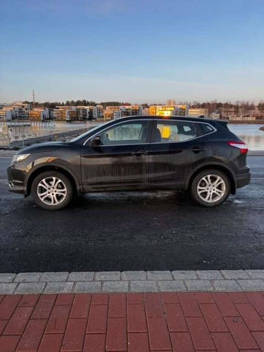 NISSAN Qashqai 2017
