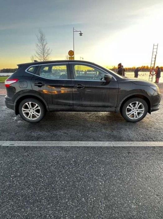 NISSAN Qashqai 2017