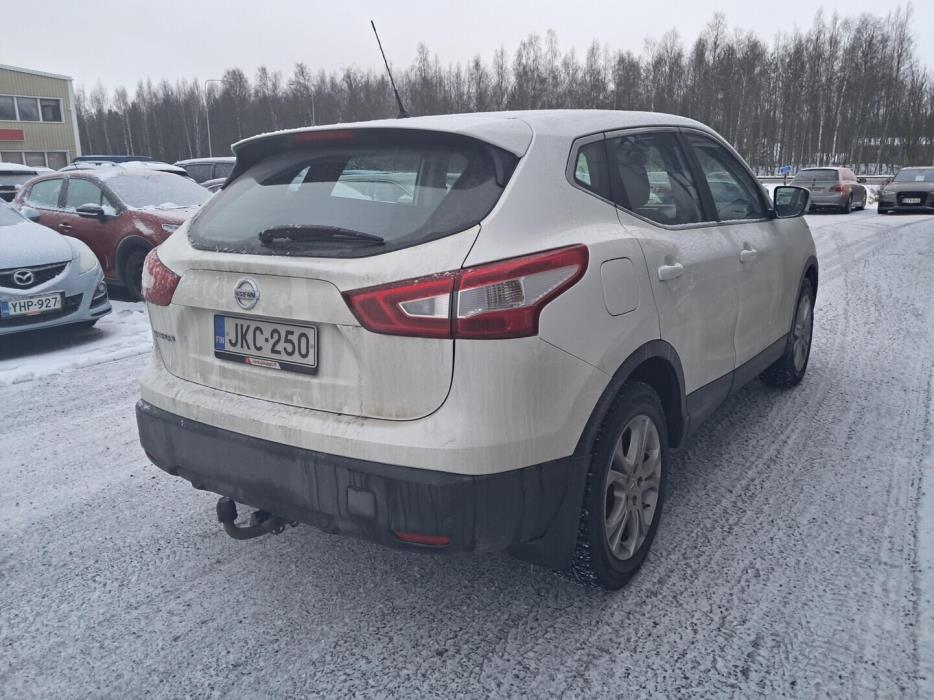 NISSAN Qashqai 2017