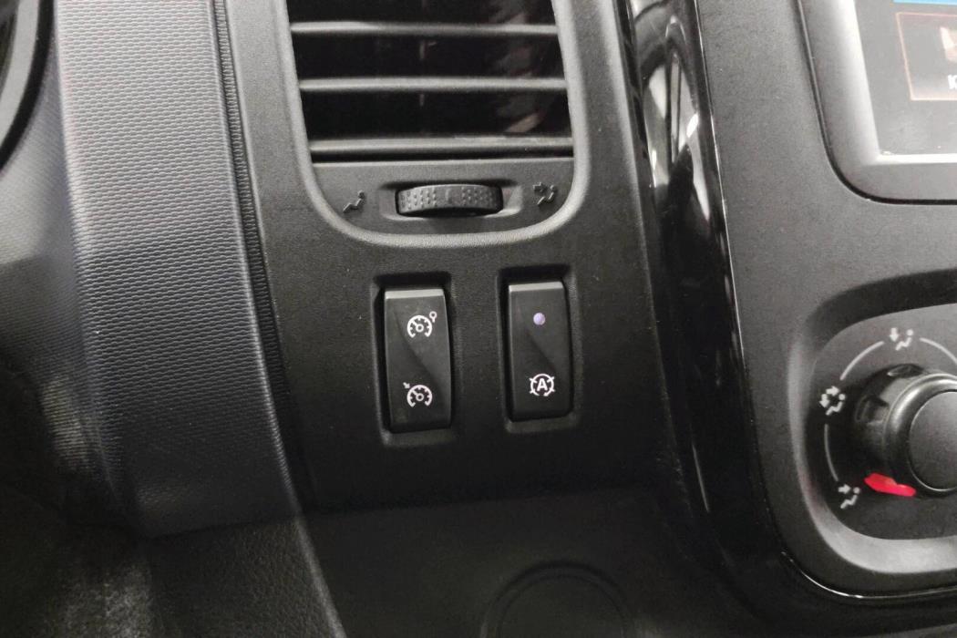 OPEL Vivaro 2017