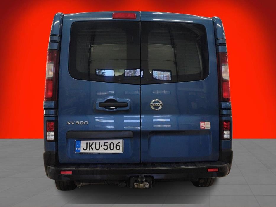 NISSAN NV300 2018
