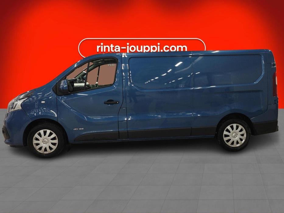 NISSAN NV300 2018
