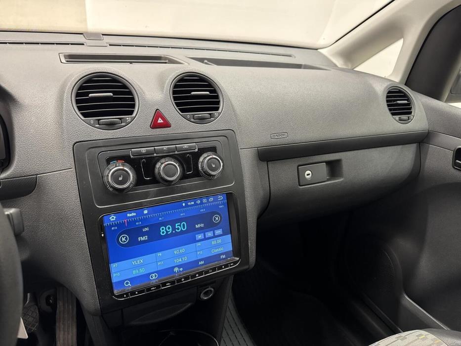 VOLKSWAGEN Caddy Maxi 2010