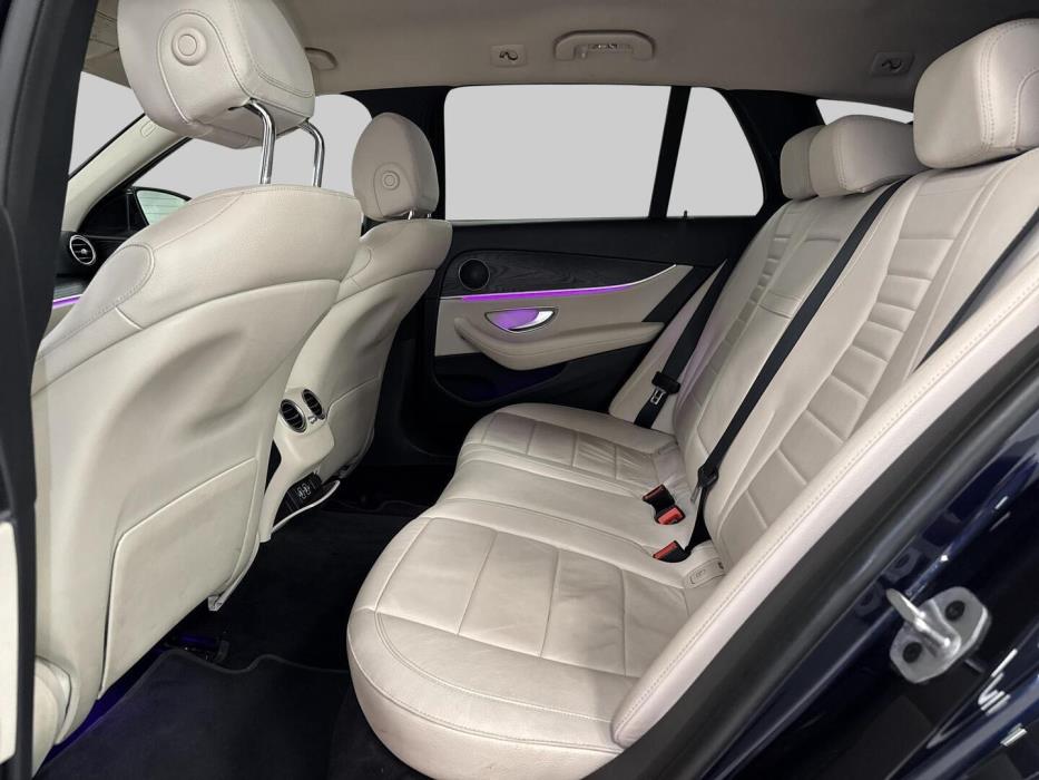 MERCEDES-BENZ E 2019