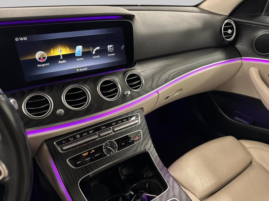 MERCEDES-BENZ E 2019