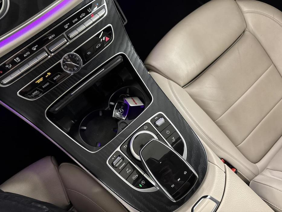 MERCEDES-BENZ E 2019