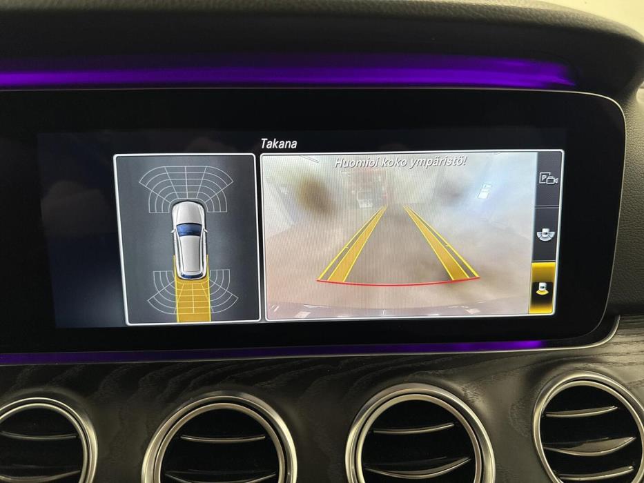 MERCEDES-BENZ E 2019
